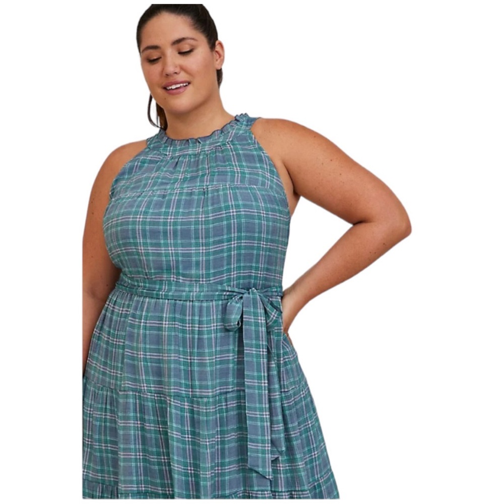 Torrid NWT Maxi Lindsay Hi-Low Tiered Maxi Dress Size 1X Blue Plaid Sleeveless - Picture 2 of 6
